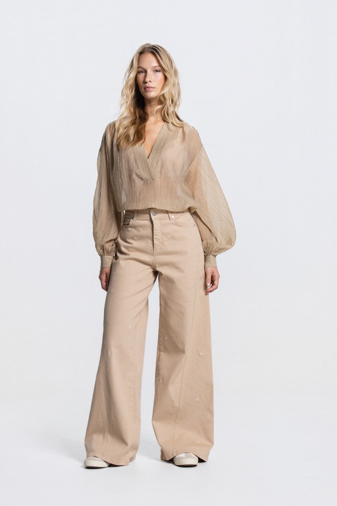 NADINE BLOUSE 755 LP long wide baloon sleeve v-neck transparant Beige NADINE BLOUSE 755 LP long wide baloon sleeve v-neck transparant Beige