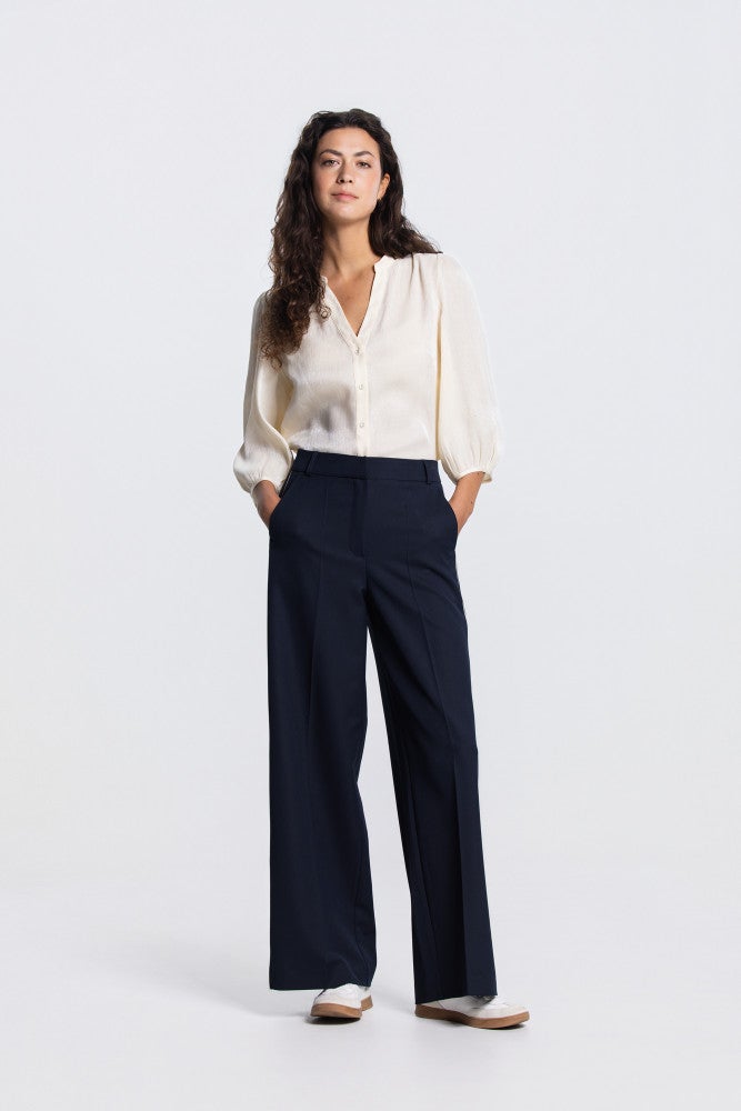 NAIRA BLOUSE SC 782 3/4 puffed sleeve Off White NAIRA BLOUSE SC 782 3/4 puffed sleeve Off White