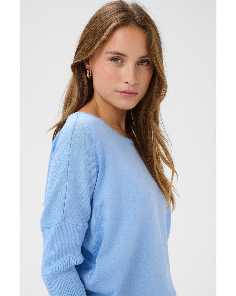 A2561, MilaSZ R-Neck Pullover Licht Blauw A2561, MilaSZ R-Neck Pullover Licht Blauw