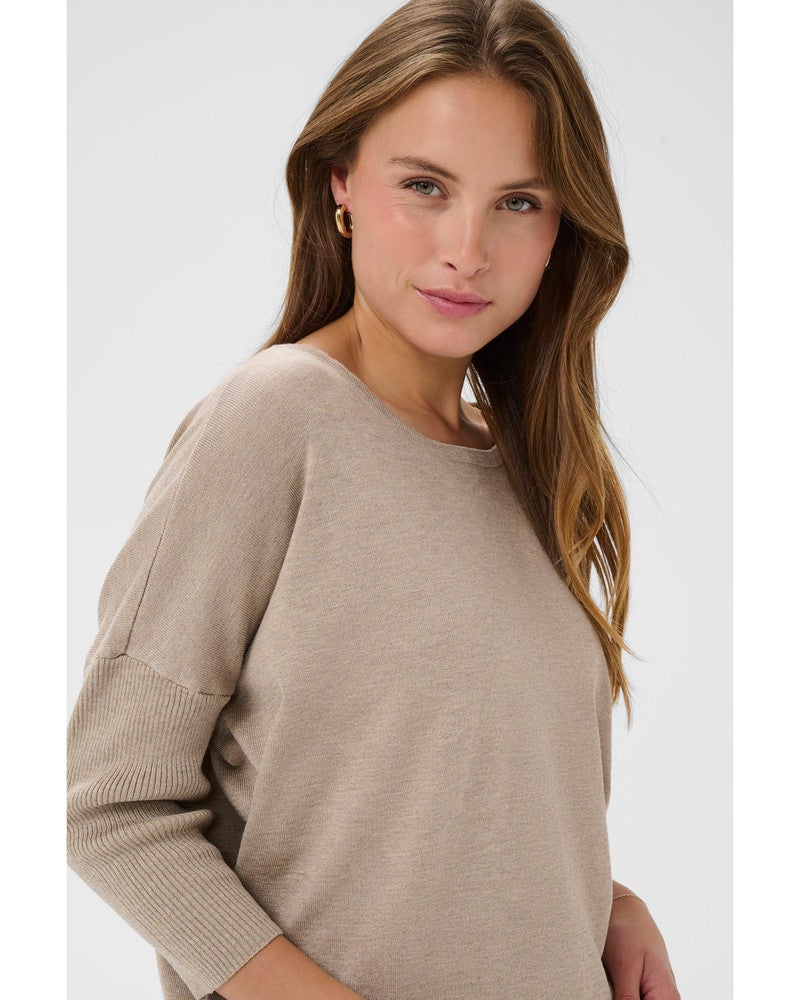 A2561, MilaSZ R-Neck Pullover Zand A2561, MilaSZ R-Neck Pullover Zand