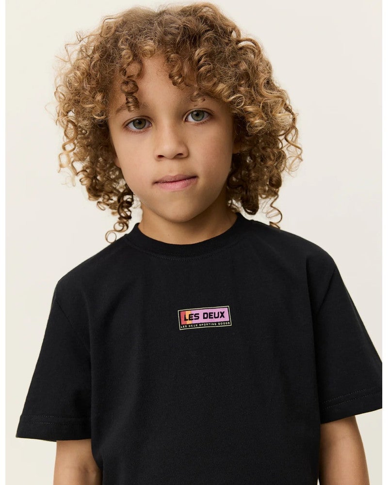 Sport Logo T-Shirt Backprint Zwart 1 Sport Logo T-Shirt Backprint Zwart 1