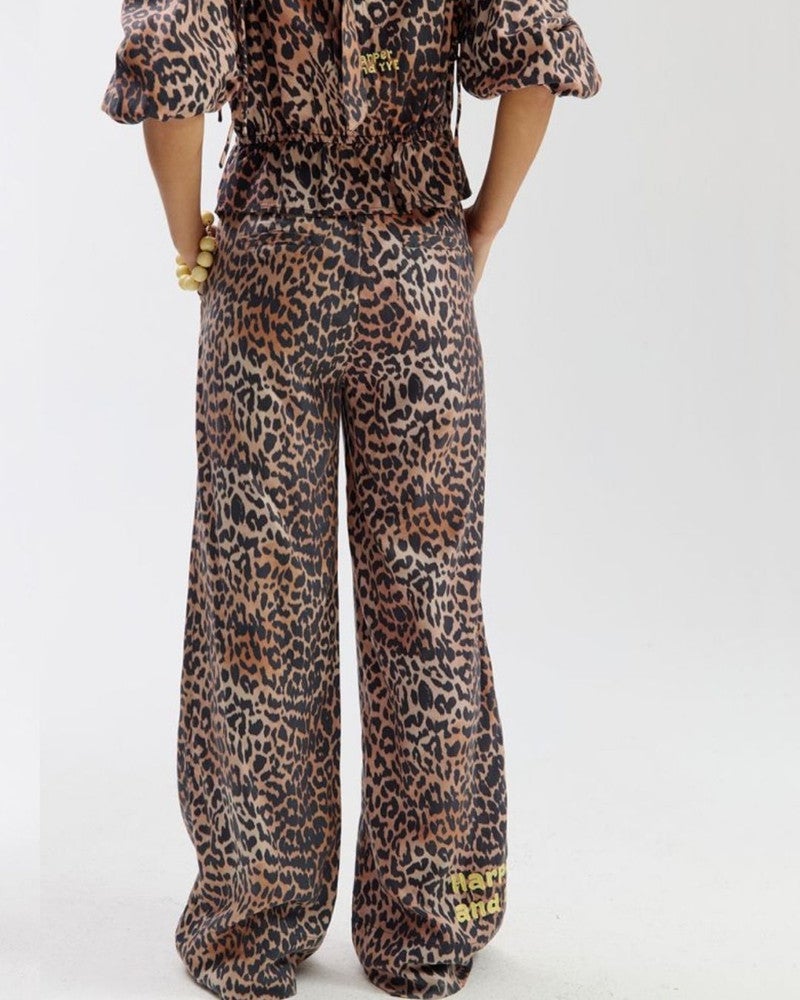 HOLLY LEOPARD PANTS Bruin 1 HOLLY LEOPARD PANTS Bruin 1