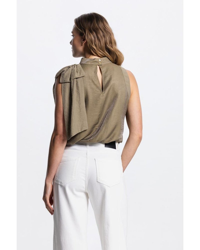 ORLA TOP WS 306 sleeveless transparant bow at shoulder Groen ORLA TOP WS 306 sleeveless transparant bow at shoulder Groen