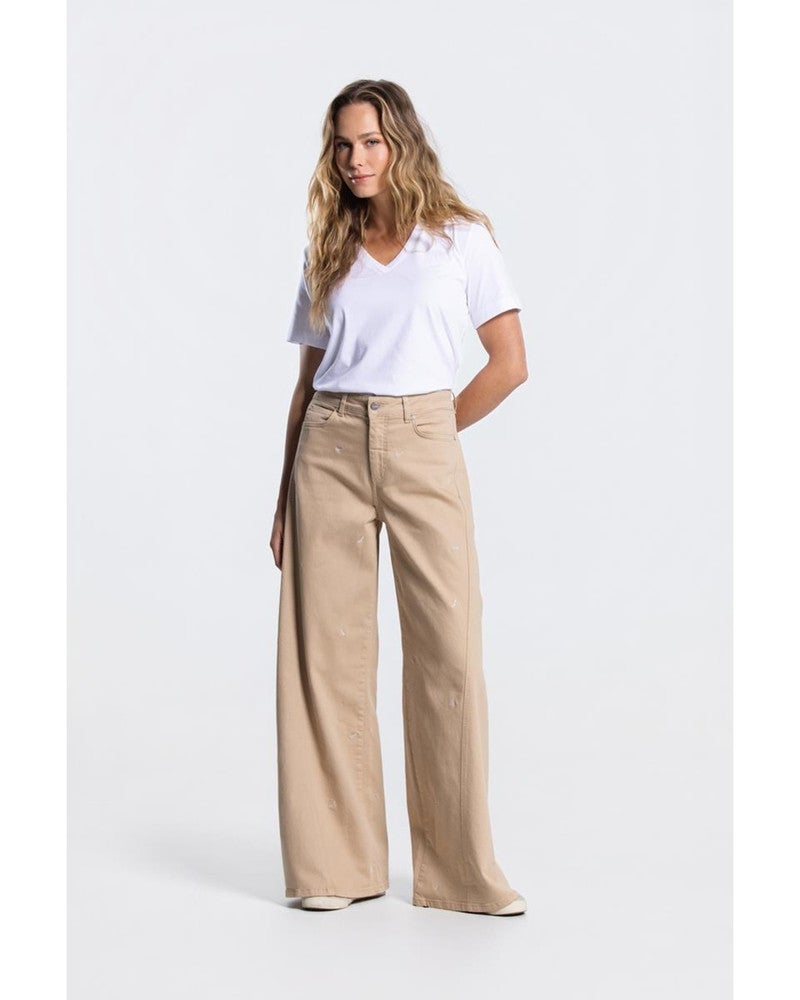 SUVI SHIRT COJ 157 short sleeve v-neck Wit 1 SUVI SHIRT COJ 157 short sleeve v-neck Wit 1