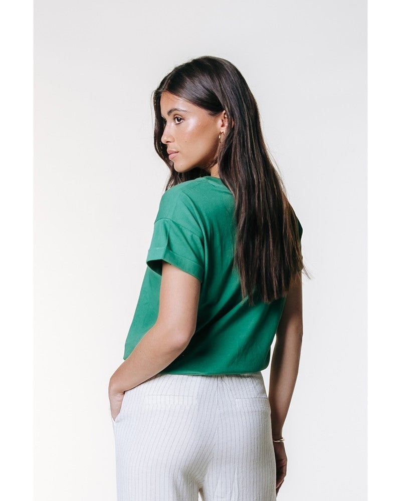 WT117652 Uni Logo Boxy Tee Groen WT117652 Uni Logo Boxy Tee Groen