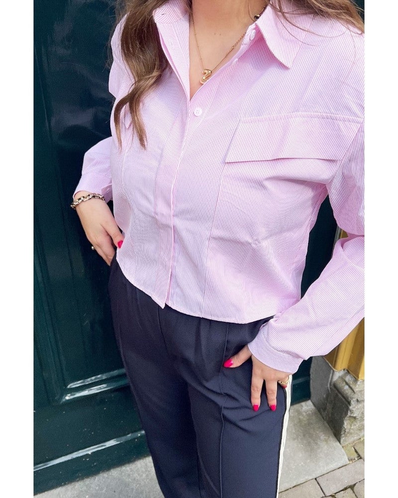 WB117541 Febe Striped Cropped Blouse Roze WB117541 Febe Striped Cropped Blouse Roze
