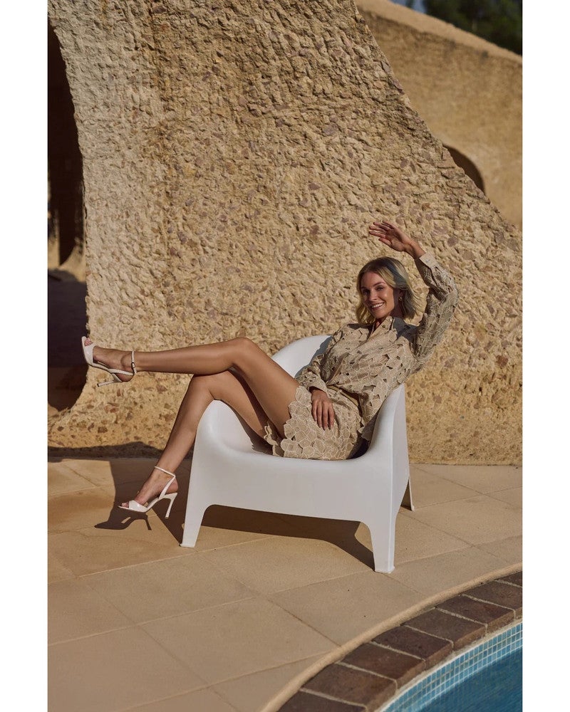 Dagmar Short Flower Zand Dagmar Short Flower Zand