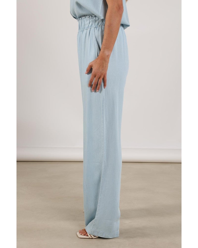 Novi Pants Licht Blauw Novi Pants Licht Blauw