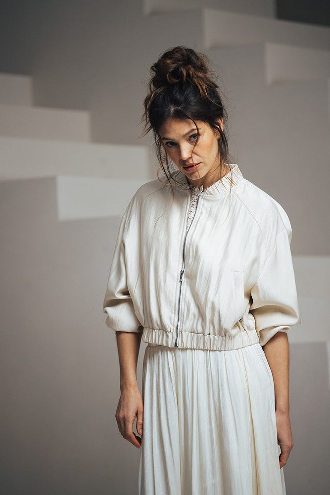 Larissa Off White Larissa Off White