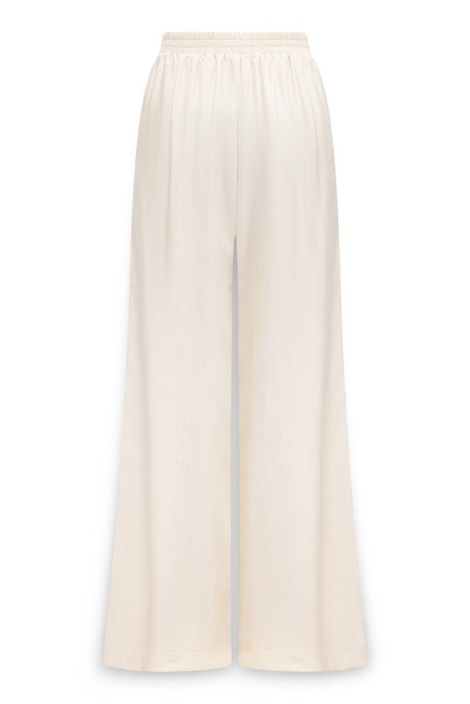 Remila Off White Remila Off White