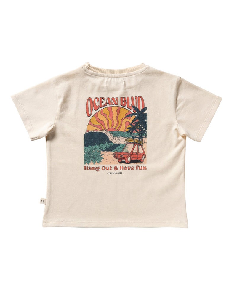 Ocean BLVD Oversized Tee Wit 1 Ocean BLVD Oversized Tee Wit 1