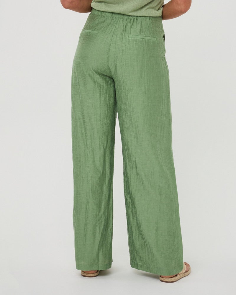 Trousers wide light crinkle Groen Trousers wide light crinkle Groen