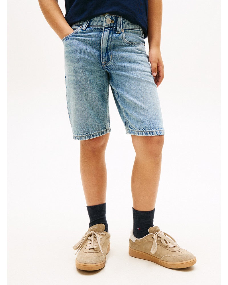 STRAIGHT MID BLUE DE, SHORT Licht Blauw STRAIGHT MID BLUE DE, SHORT Licht Blauw