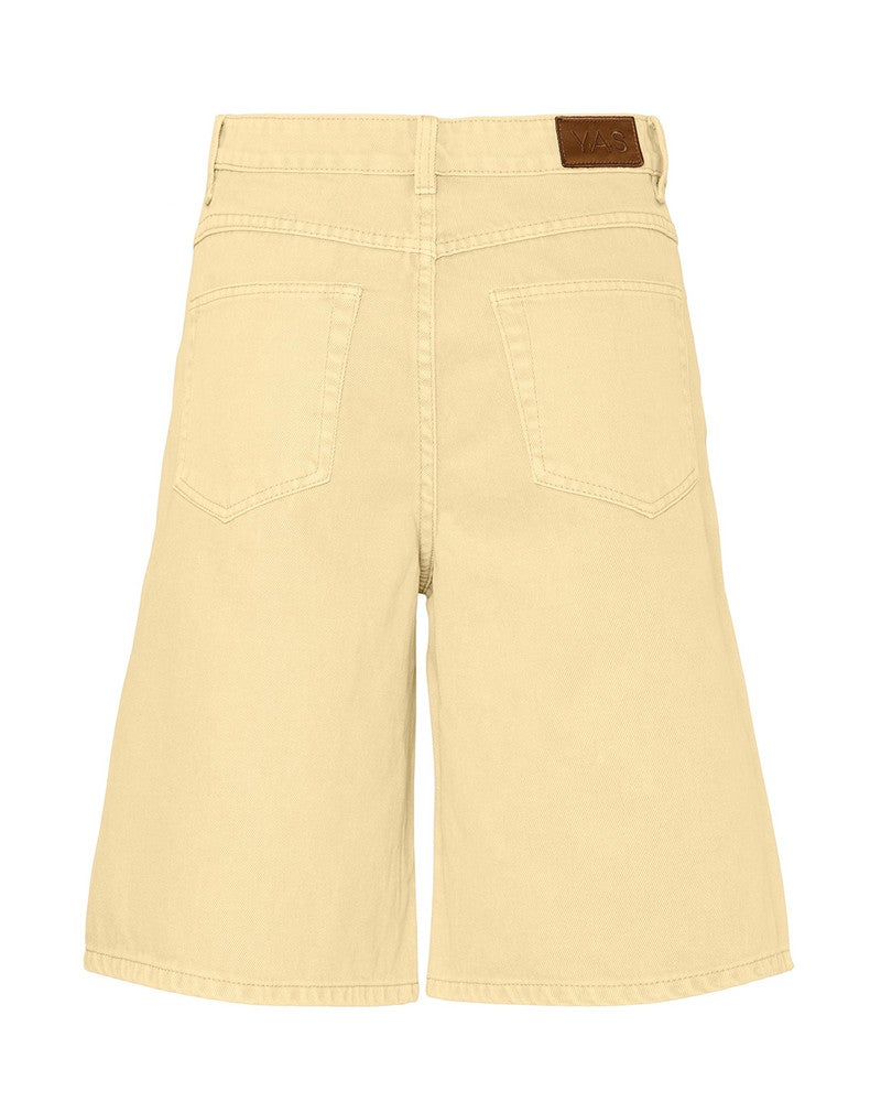 YASSUN HW BERMUDA DENIM SHORTS S. - FEST Geel YASSUN HW BERMUDA DENIM SHORTS S. - FEST Geel