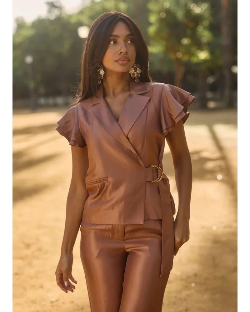 Blouse Brightly Shiny Bruin 1 Blouse Brightly Shiny Bruin 1