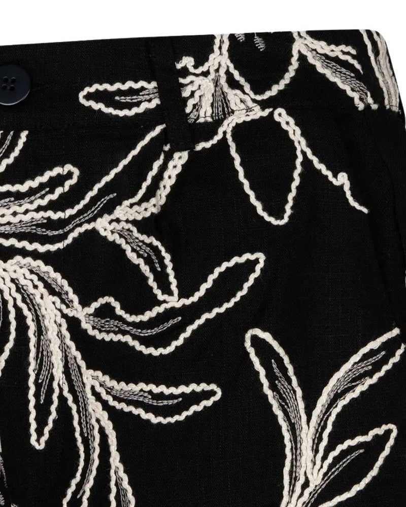 Shorts flower embroidery Zwart 1 Shorts flower embroidery Zwart 1