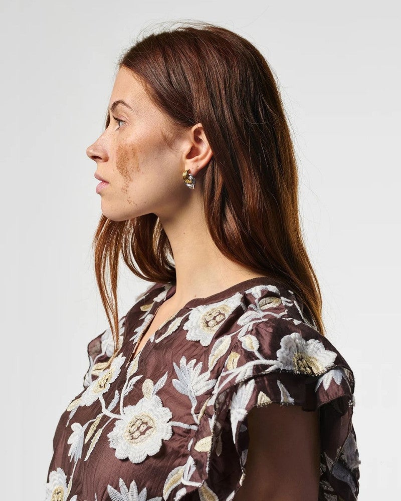 YAELLA FLOWER TOP Bruin 1 YAELLA FLOWER TOP Bruin 1