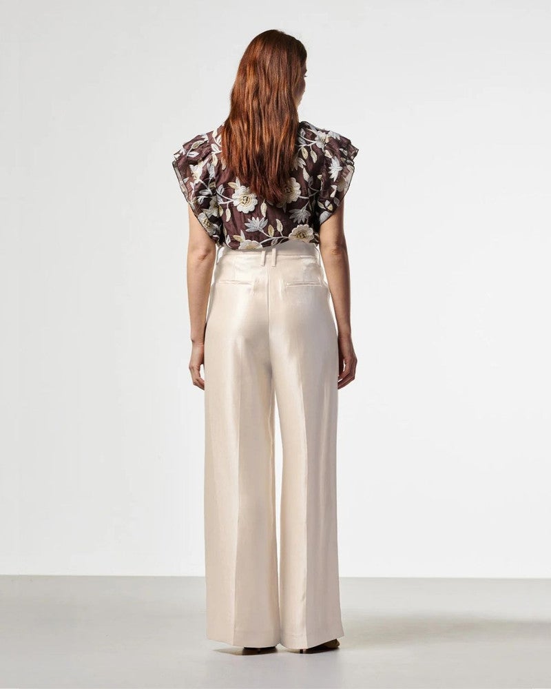 YAELLA FLOWER TOP Bruin 1 YAELLA FLOWER TOP Bruin 1