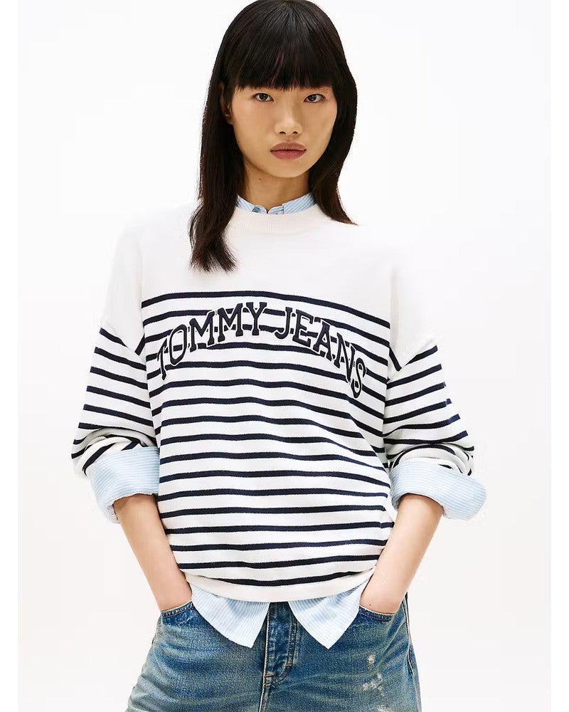 TJW VARSITY CREW NEC SWEATER Wit 1 TJW VARSITY CREW NEC SWEATER Wit 1
