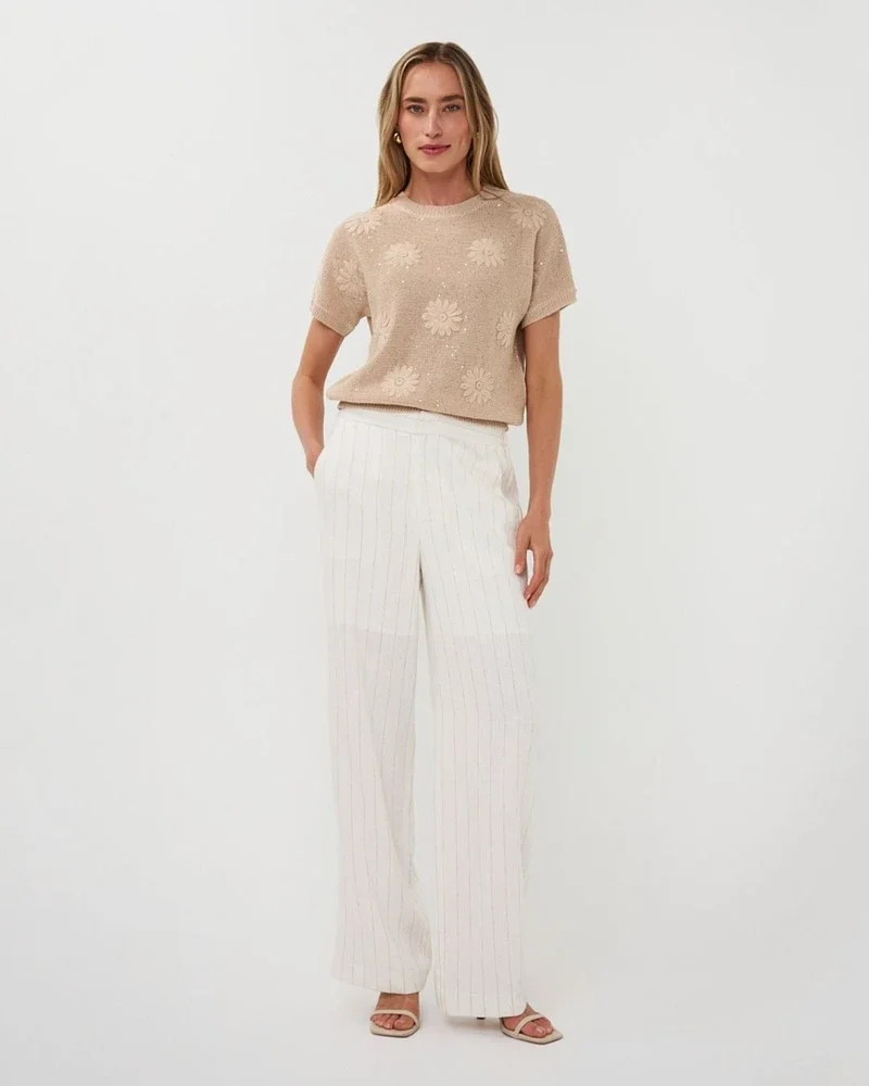 Sweater embroidery flower Beige Sweater embroidery flower Beige