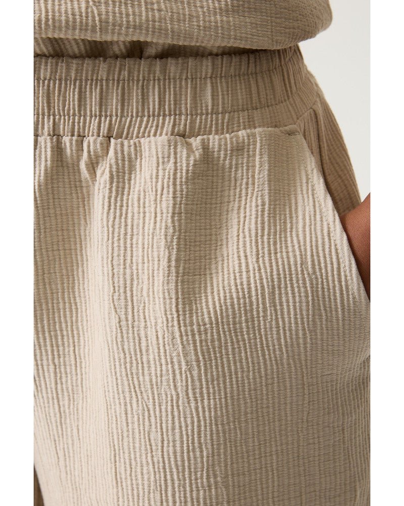 R260340 Ladies Short Beige R260340 Ladies Short Beige