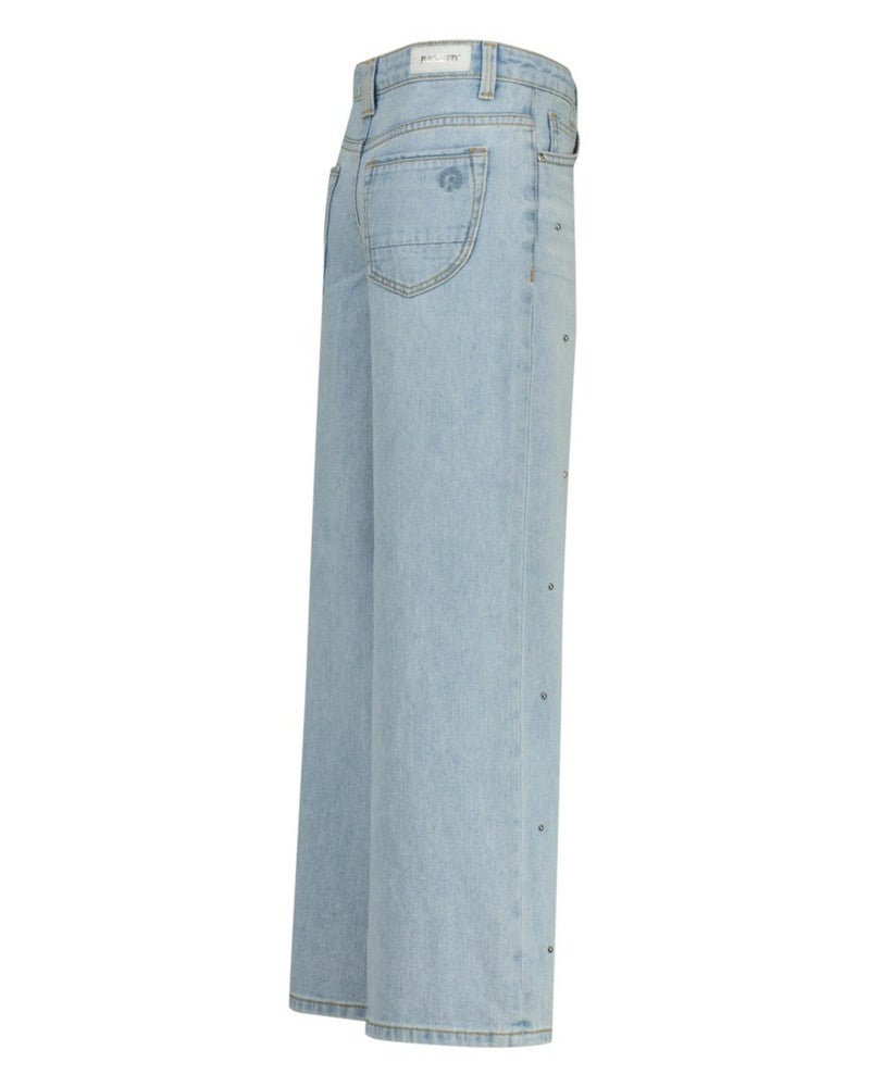 Sunny Stud Licht Blauw Sunny Stud Licht Blauw