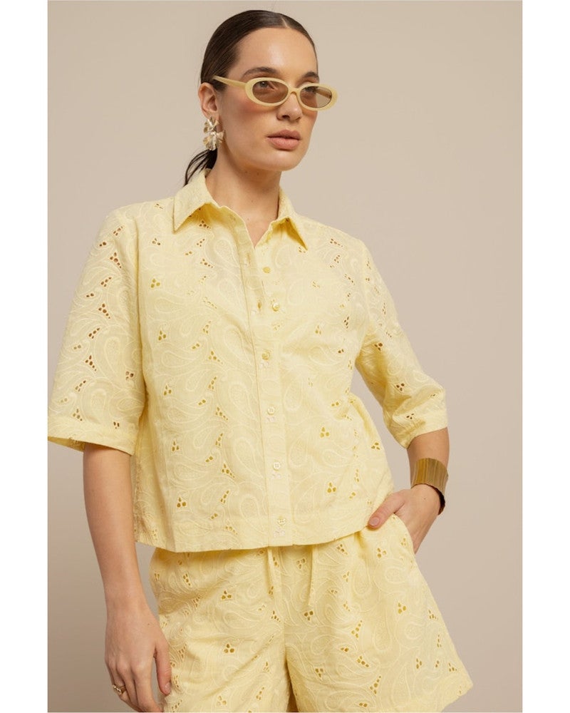 Nyra broderie blouse Geel Nyra broderie blouse Geel