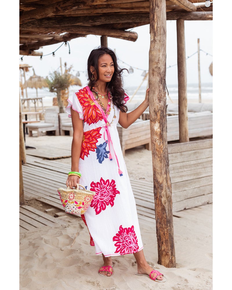 White Bif Flower Dress Short Sleeves Wit 1 White Bif Flower Dress Short Sleeves Wit 1