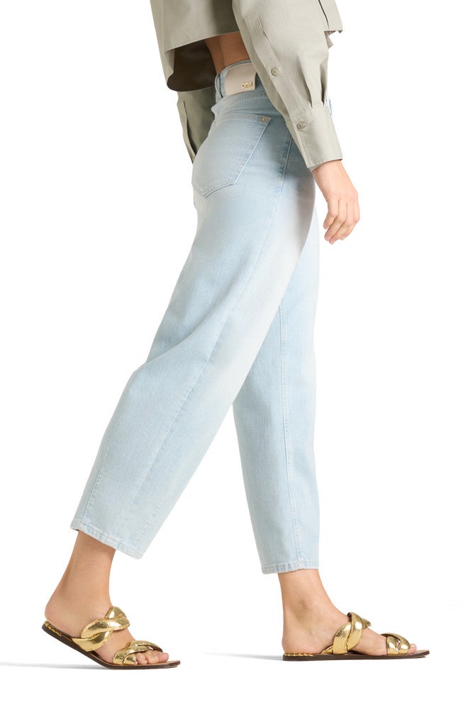 Authentic Lefthand Elin Licht Blauw Authentic Lefthand Elin Licht Blauw