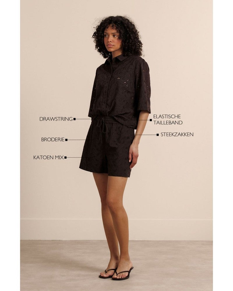 Zena broderie shorts Bruin 1 Zena broderie shorts Bruin 1
