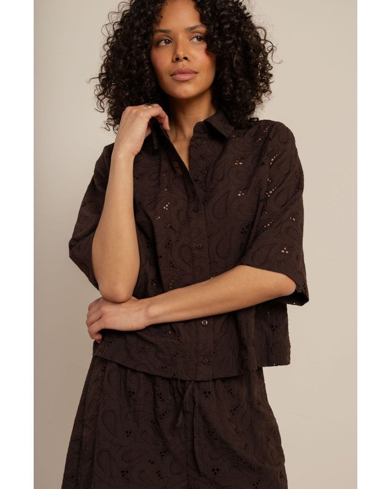 Nyra broderie blouse Bruin 1 Nyra broderie blouse Bruin 1