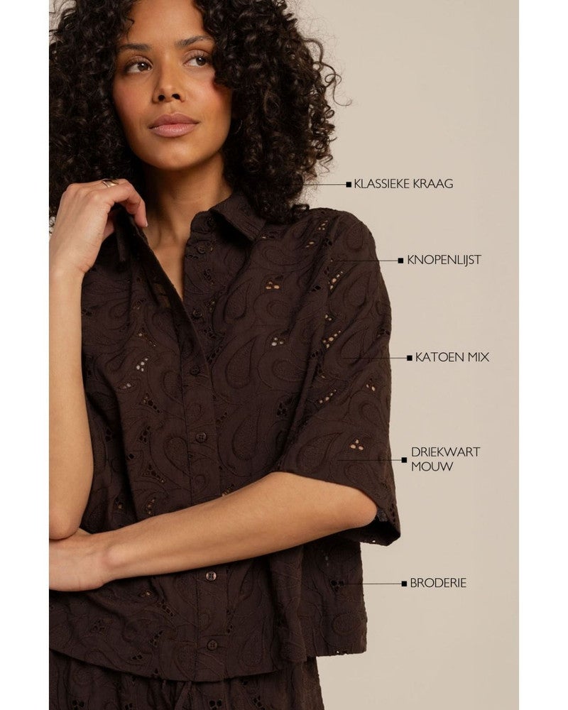 Nyra broderie blouse Bruin 1 Nyra broderie blouse Bruin 1