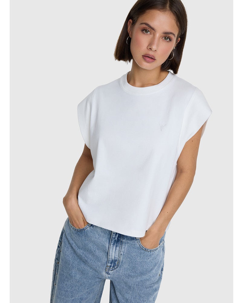 ladies knitted sleeveless t-shirt Off White ladies knitted sleeveless t-shirt Off White