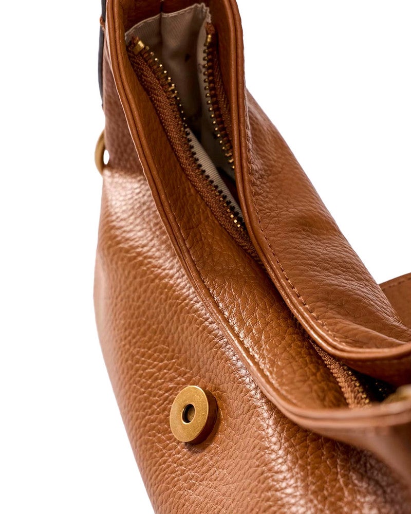 CAMDEN MINI SHOULDER BAG Bruin 1 CAMDEN MINI SHOULDER BAG Bruin 1