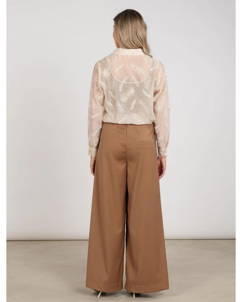 Aysha Blouse Feathers Zand Aysha Blouse Feathers Zand
