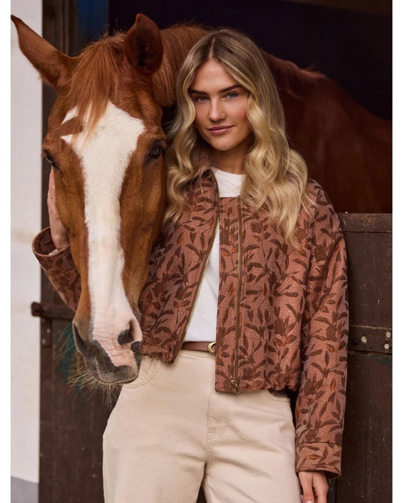 Daisey Jacket Flower Bruin 1 Daisey Jacket Flower Bruin 1