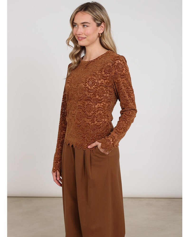 Wies Top Lace Bruin 1 Wies Top Lace Bruin 1