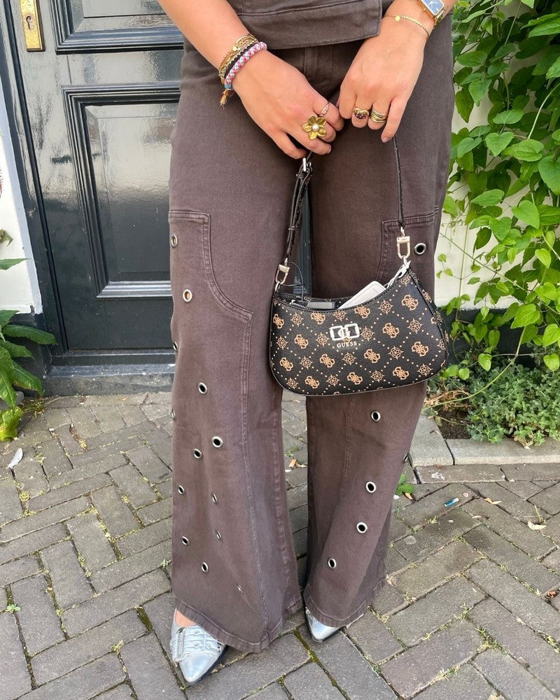 EMELIE LOGO FLAP SCHOUDERTAS Bruin 1 EMELIE LOGO FLAP SCHOUDERTAS Bruin 1