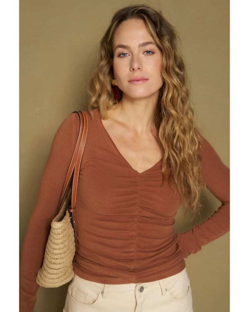Top Huni - Gathered Basic Bruin 1 Top Huni - Gathered Basic Bruin 1