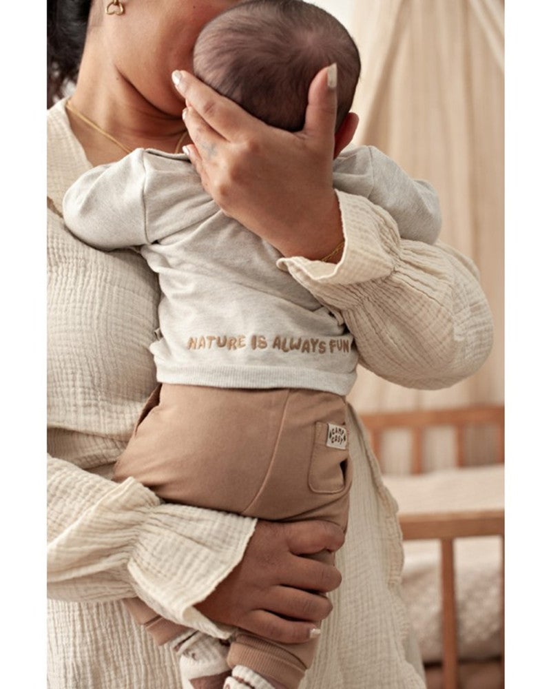 Broek Rib Pockets - Tiny Timber Tales Camel Broek Rib Pockets - Tiny Timber Tales Camel