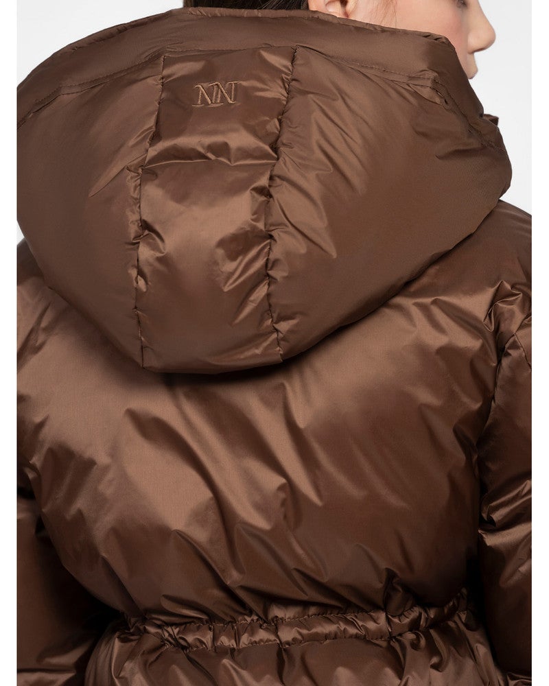 Sita Puffer Jacket Bruin 1 Sita Puffer Jacket Bruin 1