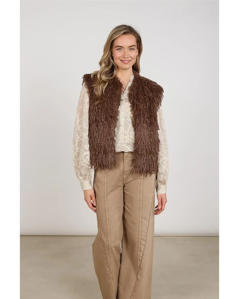Mila Gilet Feather Bruin 1 Mila Gilet Feather Bruin 1