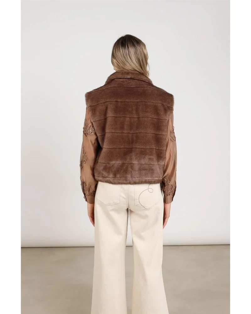Hani Gilet Bruin 1 Hani Gilet Bruin 1