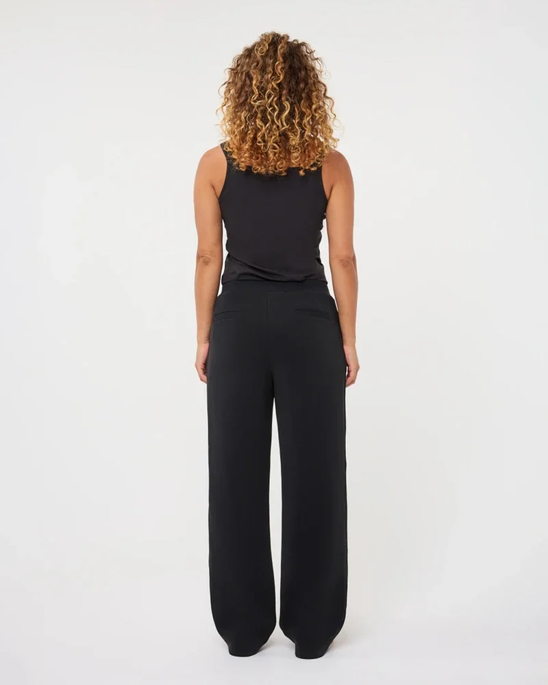 Trousers Modal pleats Zwart 1 Trousers Modal pleats Zwart 1