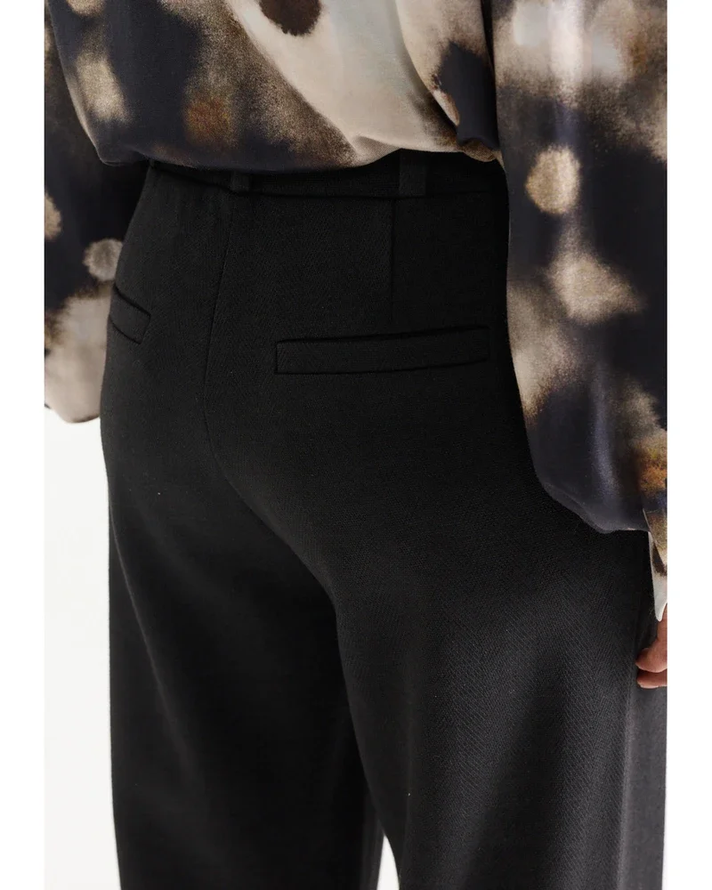 ALEIDIS BROEK hj 404 herringbone jacquard wide leg Zwart 1 ALEIDIS BROEK hj 404 herringbone jacquard wide leg Zwart 1