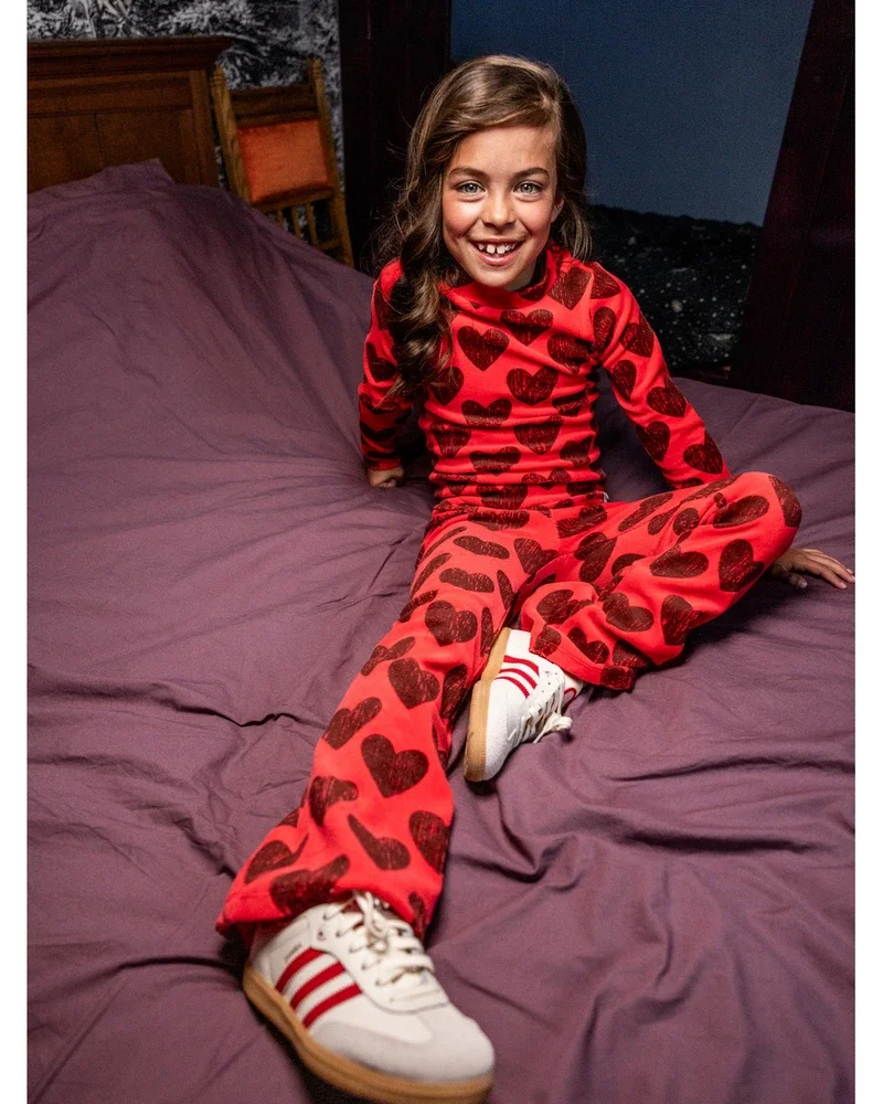 Little velvet flare pants hearts Rood Little velvet flare pants hearts Rood