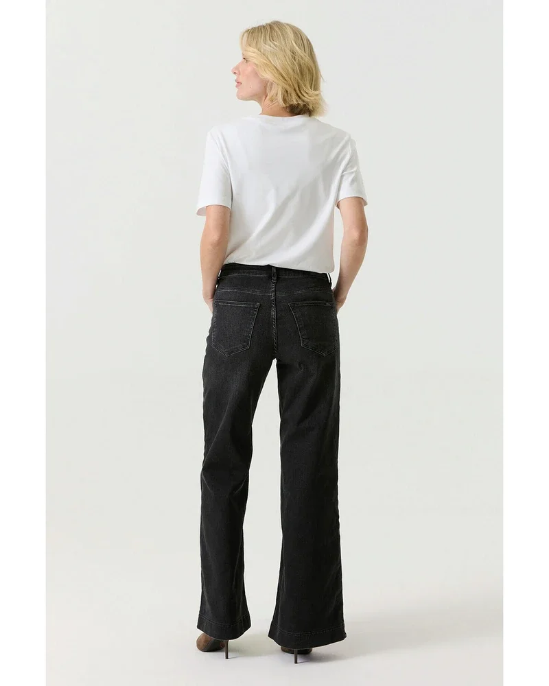 249 Celia Jeans Zwart 1 249 Celia Jeans Zwart 1