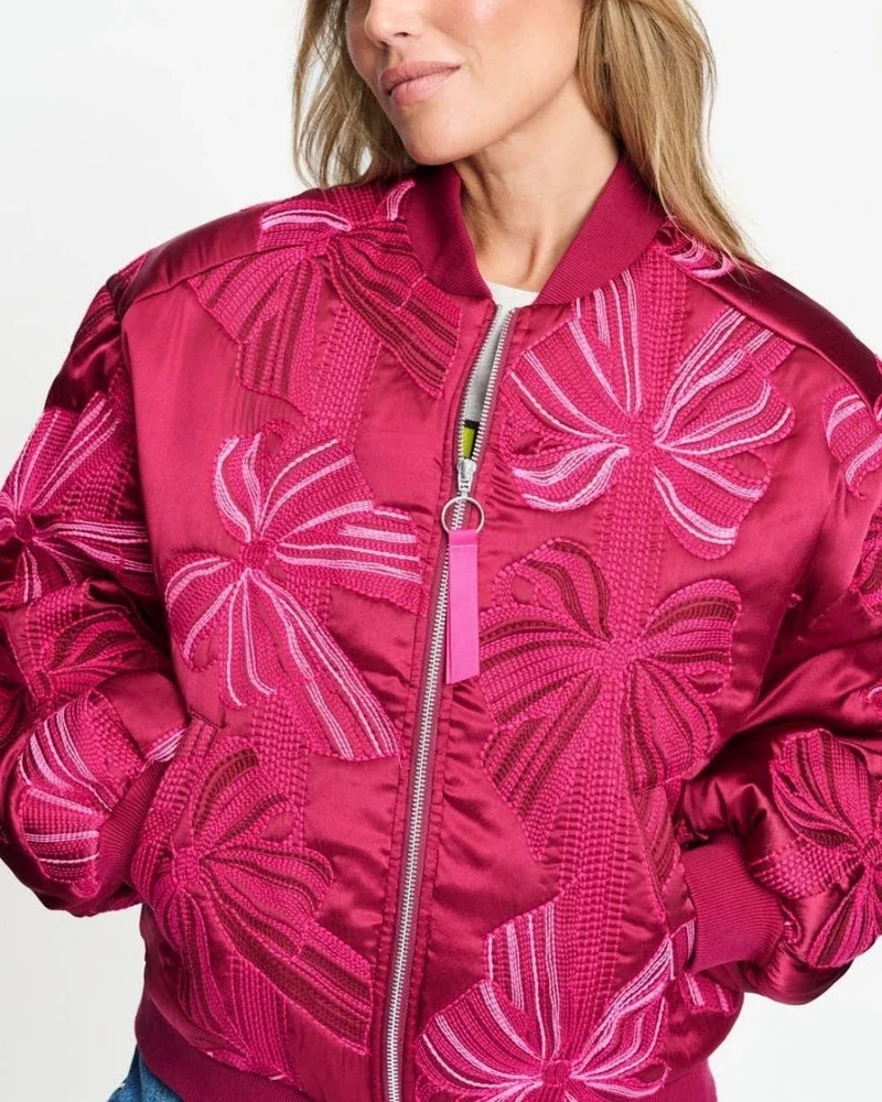 JACKET - Ashley Embroidery Bows Rood JACKET - Ashley Embroidery Bows Rood