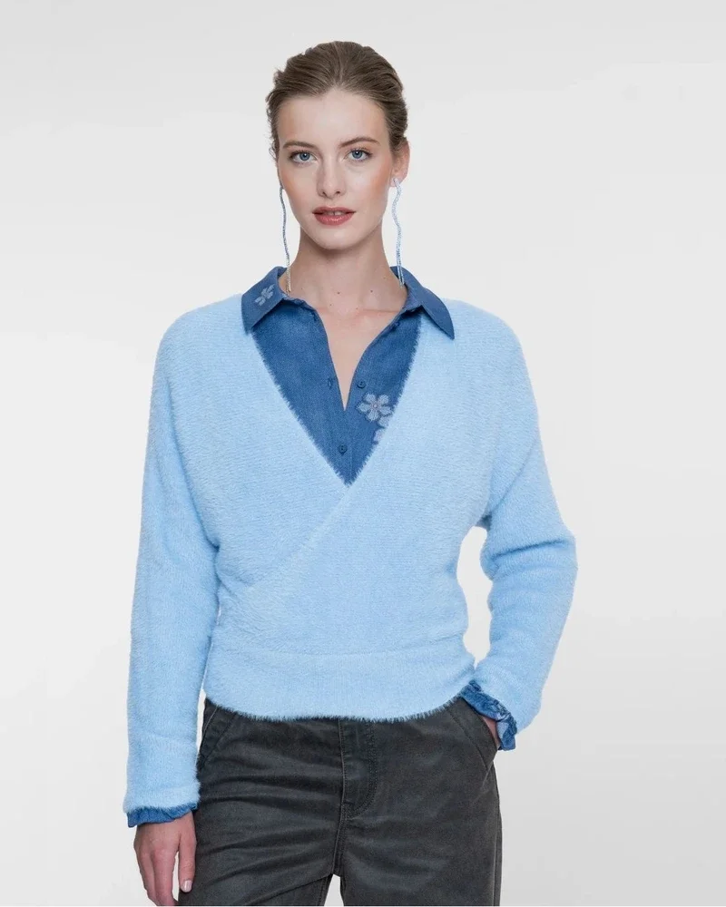 Cross over hairy top Licht Blauw Cross over hairy top Licht Blauw