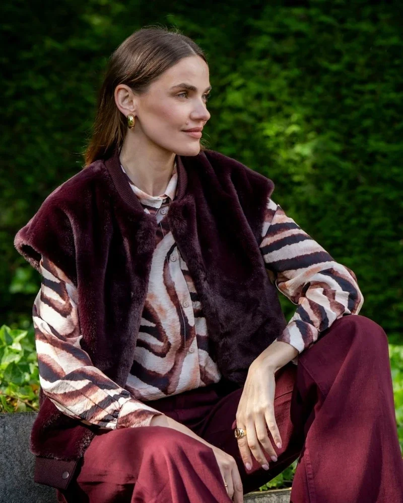Gilet fur with rib Bordeaux Gilet fur with rib Bordeaux
